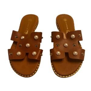 Envie Brown Shoes Sandals size 36/6 brown Stud Faux pearl boutique